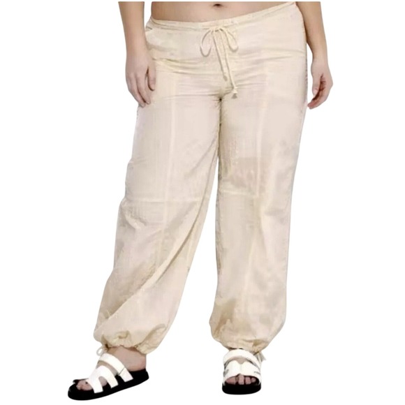 Wild Fable Beige Windbreaker Pants Drawstring‎ Waist Lightweight Nylon Size M - Picture 1 of 8